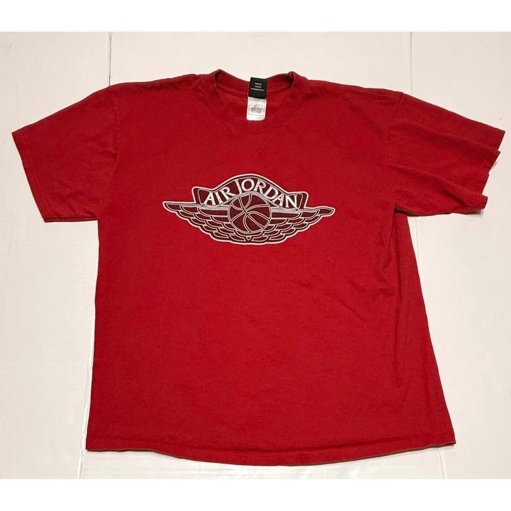 Air Jordan Wings Logo T-Shirt Mens Large Red Short Sleeve Crew Neck Vintage Y2K